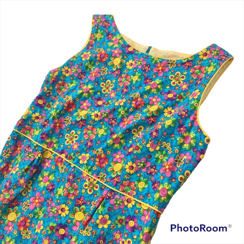 VINTAGE Floral Print Sundress Handmade Size Small Back Pleat Short